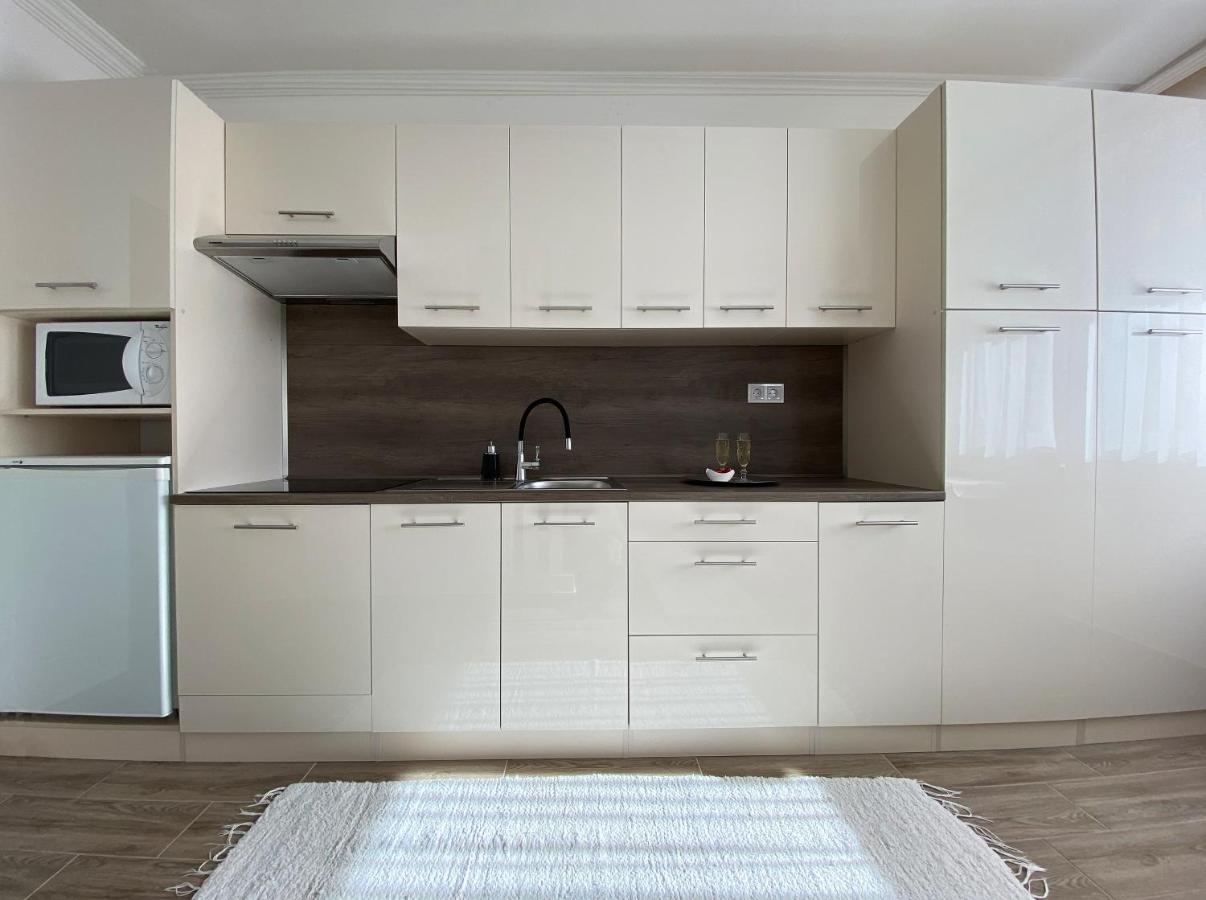 Andrea Apartmanok 2 Hajdúszoboszló Zewnętrze zdjęcie